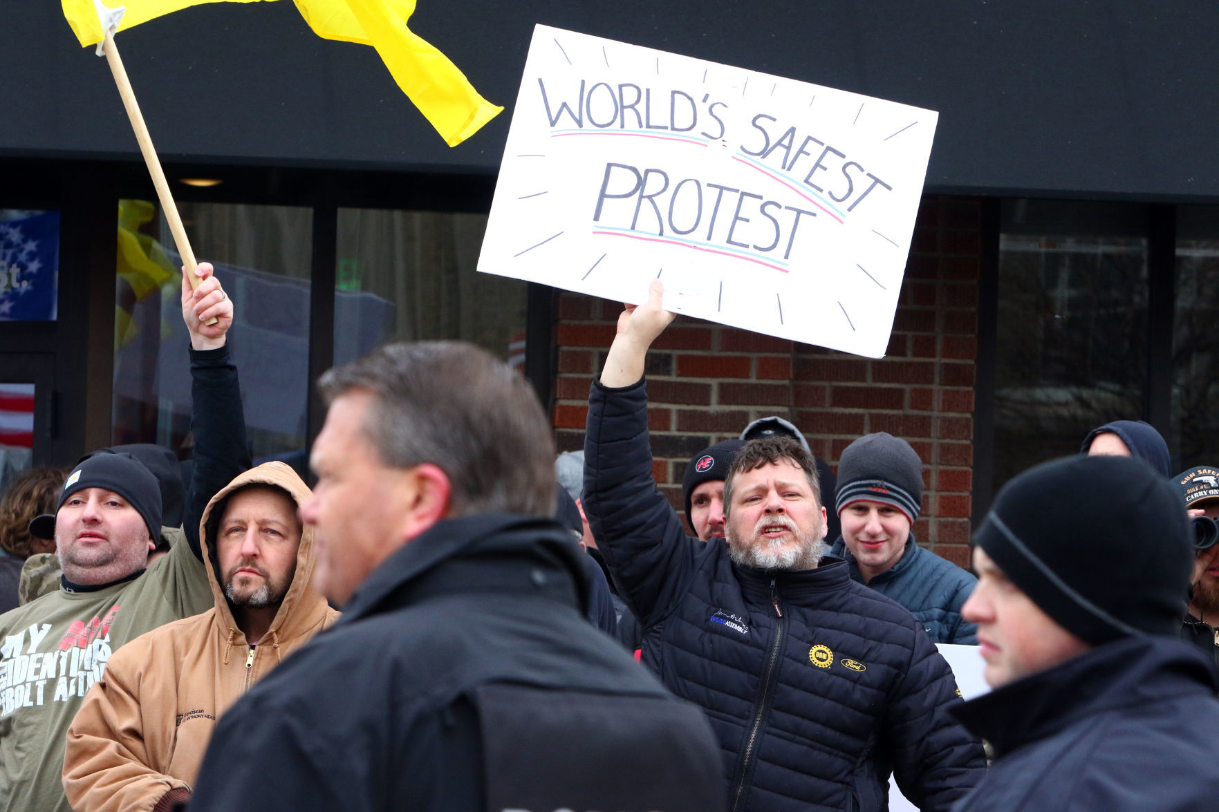 Gallery: March for Our Lives counterprotesters in Valparaiso